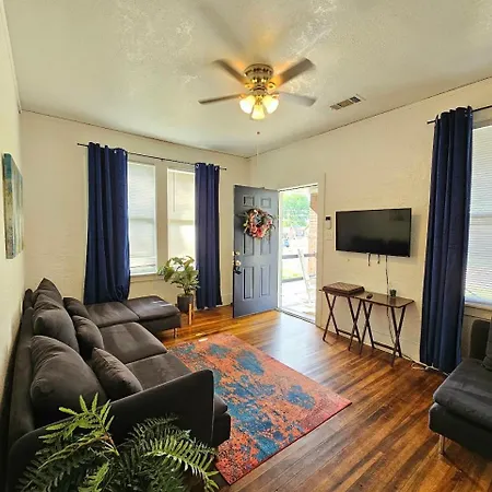 Cool And Calm Place To Live Memphis Exterior photo